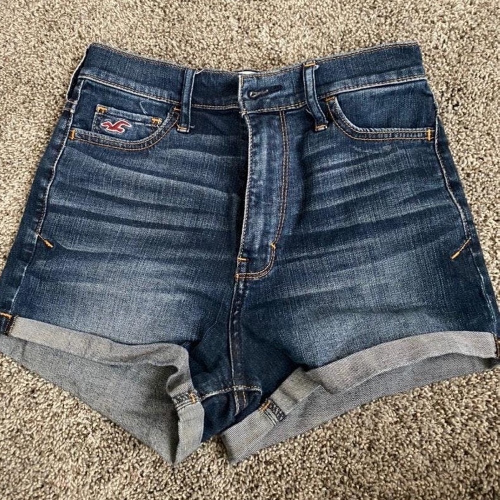 High rise super cute short shorts